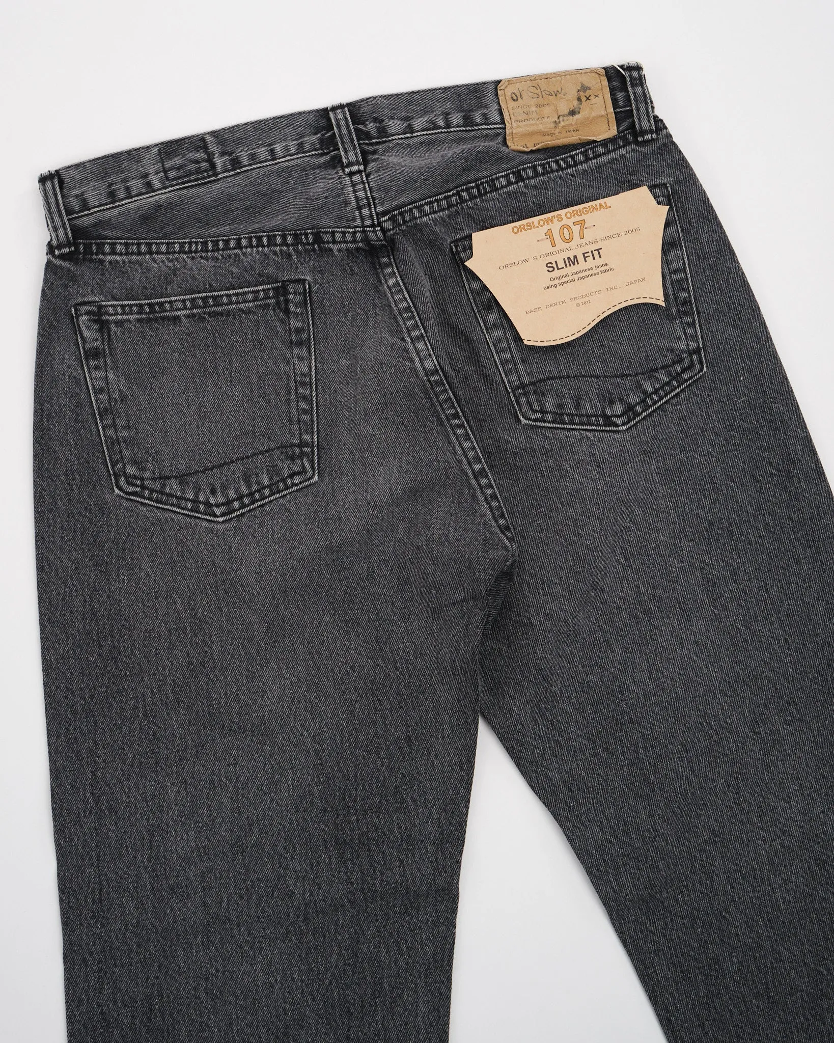 107 IVY FIT BLACK DENIM STONE WASH