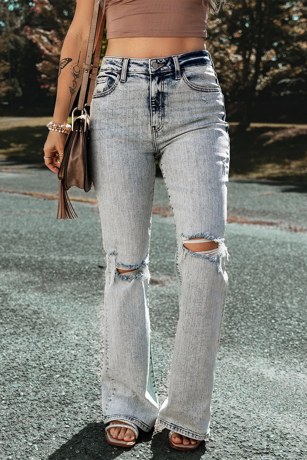 Distressed Washed Slit Knee Flared Jeans